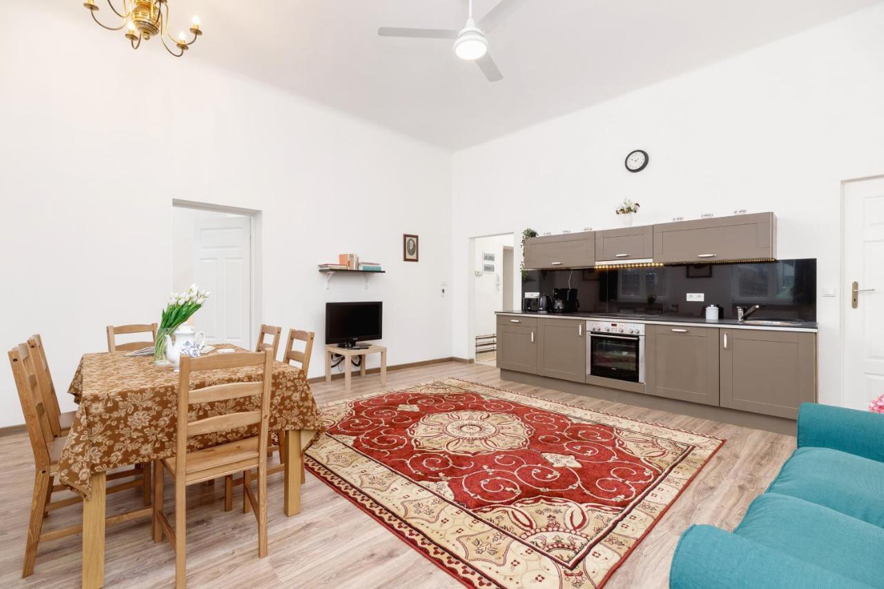 Apartment Pijarska Krakow By Noclegi Renters Екстериор снимка