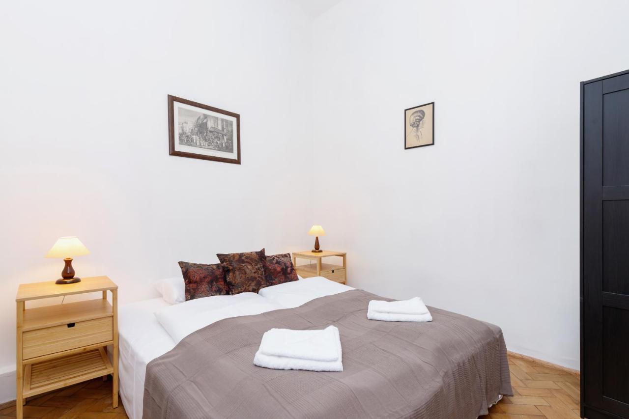 Apartment Pijarska Krakow By Noclegi Renters Екстериор снимка