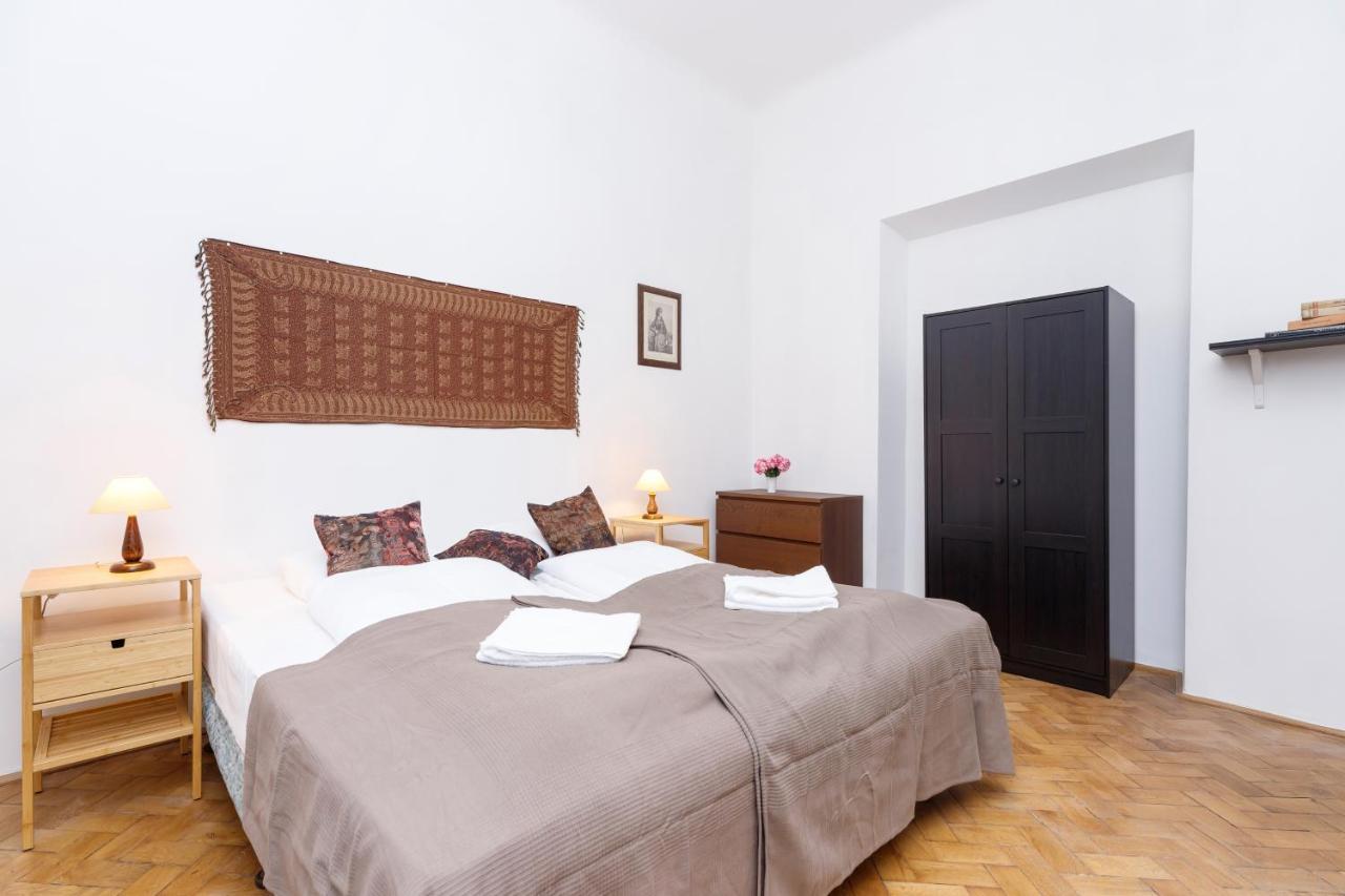Apartment Pijarska Krakow By Noclegi Renters Екстериор снимка